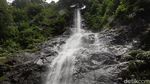 Potret Indahnya Air Terjun Tamasapi di Mamuju