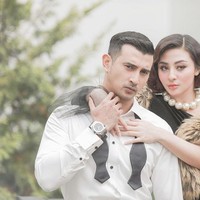 Walaupun belum genap berusia 21 tahun dan belum lulus S1 tetapi Margin Wieheerm telah memutuskan untuk menikah dengan Ali Syakieb. Keduanya baru saja melangsungkan pernikahan, tepatnya pada Sabtu (6/2/21). Foto: instagram @alisyakieb