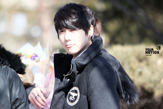 Jungkook BTS telah menarik perhatian publik saat SMP. Sebab sebelum BTS debut, para member telah aktif di media sosial dan merilis lagu cover dan kolaborasi.Foto: Twitter