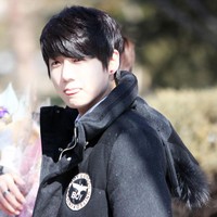 Jungkook BTS telah menarik perhatian publik saat SMP. Sebab sebelum BTS debut, para member telah aktif di media sosial dan merilis lagu cover dan kolaborasi.Foto: Twitter