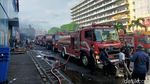 Penampakan Mal Panakkukang Makassar Terbakar 11 Jam Lebih