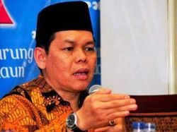 Cegah Penularan COVID, MUI Imbau Warga Salat Idul Fitri di Rumah