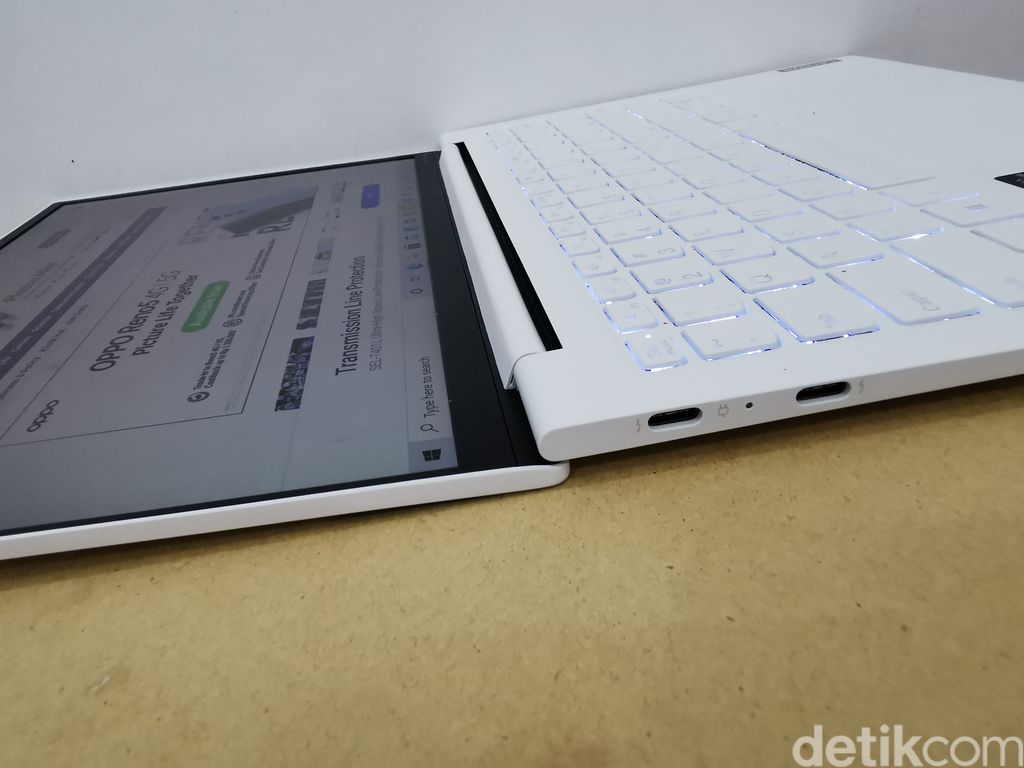 Lenovo Yoga Slim 7i Carbon