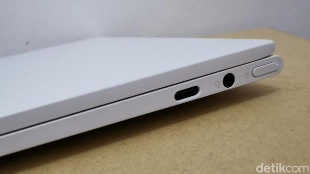 Lenovo Yoga Slim 7i Carbon