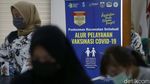 Momen Nakes Disuntik Vaksin COVID-19