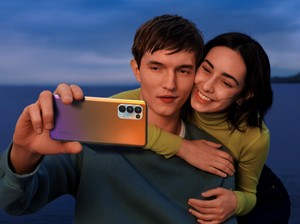 Makin Spesial Rekam Momen Valentine dengan Dual-View Video OPPO Reno5