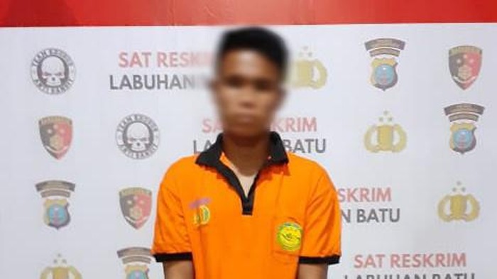 Pelaku pembunuh Dedi Syahputra Munthe (35), MSM alias Saupi (20), di Sei Berombang, Kecamatan Panai Hilir, Labuhanbatu, Sumatera Utara, menyerahkan diri.