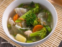 3 Resep Sup Ayam Khas Jawa Berkuah Bening dan Gampang Diracik