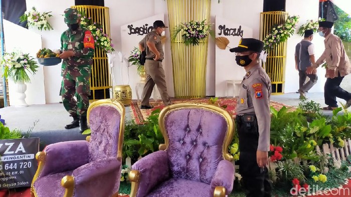 Satgas COVID-19 Trenggalek Kembali Bubarkan Dua Pesta Nikah