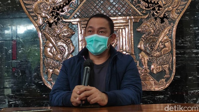 Wali Kota Semarang Hendrar Prihadi di Balai Kota Semarang, Minggu (7/2/2021)