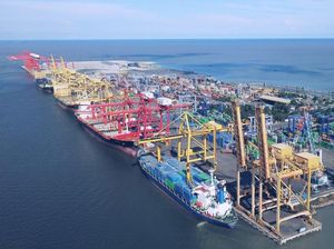 Resmi Merger, Pelindo Jadi Operator Terminal Peti Kemas Terbesar ke-8 di Dunia