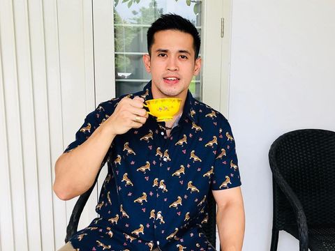 Aufar Hutapea Saat Menikmati Kopi Luwak hingga Steak Salt Bae