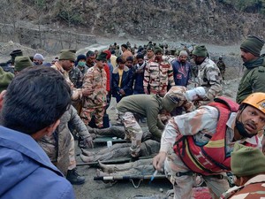 3 Jasad Korban Tsunami Himalaya di Terowongan India Ditemukan