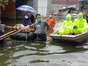 Kondisi Terkini Banjir Hitam-Berbau Busuk di Kudus Setelah Sepekan