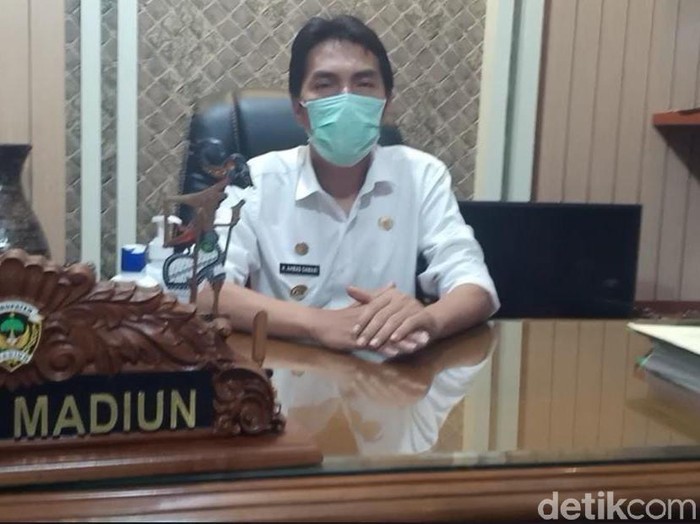Kabupaten Madiun menjadi salah satu daerah di Jatim yang akan menggelar PPKM Mikro. Selama PPKM Mikro, warga luar wajib membawa hasil rapid test saat masuk Madiun.