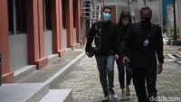 Banyak yang ingin tahu bagaimana nasib rumah tangga Celine dengan Stefan. (Foto: Noel/detikcom) 