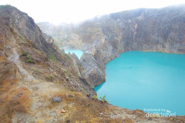 1 Gunung 3 Kawah, Ini di Indonesia