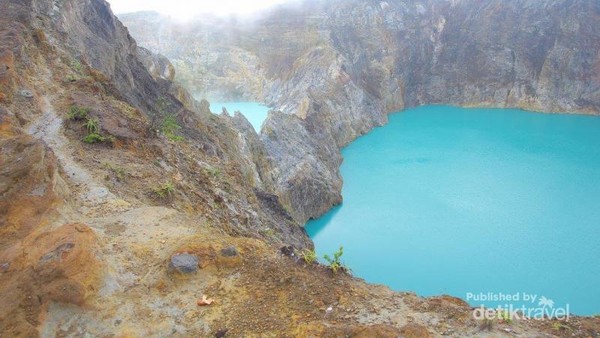 1 Gunung 3 Kawah, Ini di Indonesia