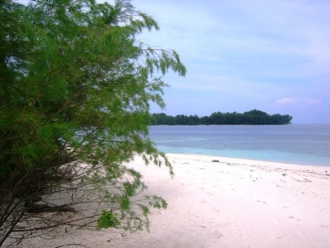 1000 Island, Pulau Kayu Angin
