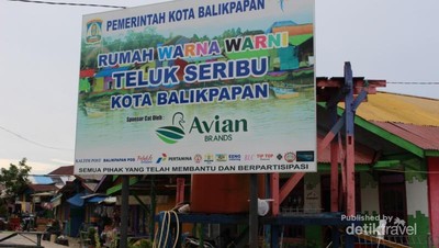 Ada Rumah Warna-warni di Kalimantan