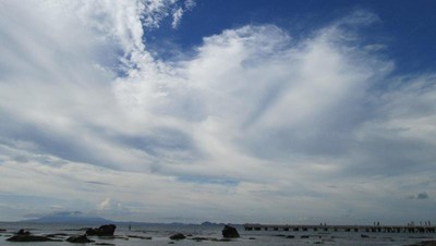Akhir Pekan di Anyer, Jangan Lewatkan Sunset Kerennya!