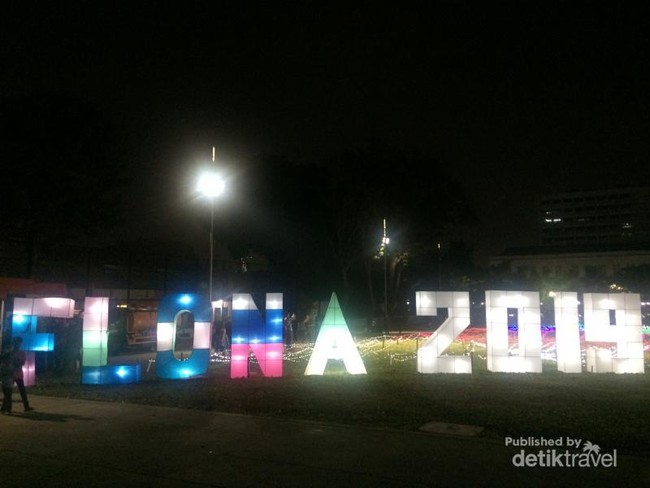 Asyik, Ada Aneka Flora dan Fauna di Lapangan Banteng