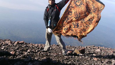 Atap Sumatera, 3.805 Meter di Atas Permukaan Laut