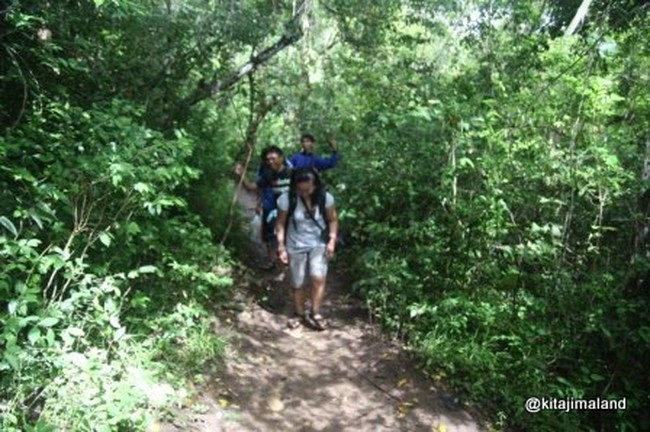 Backpacking Bandung-Pulau Sempu-Bromo-Bali [Bagian 2]