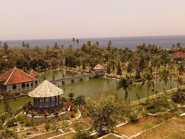 Bali Punya Istana Cantik di Karangasem