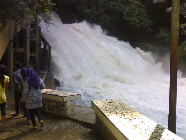 Bantimurung, Air Terjun Juga Dunia Kupu-kupu