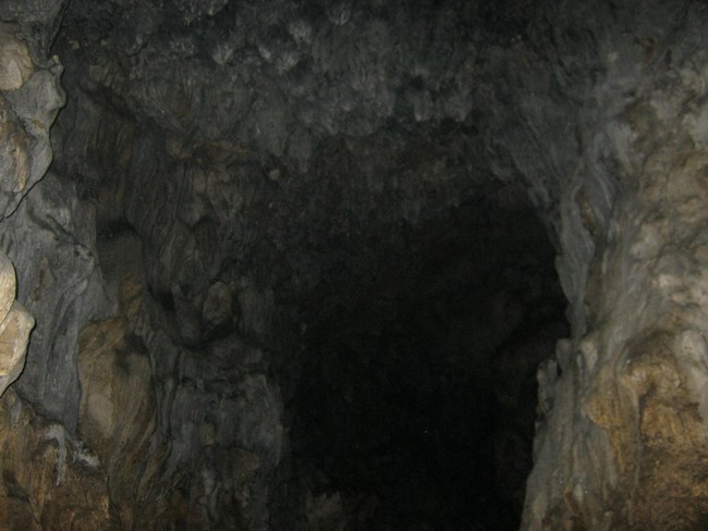 Banyak Surprise di Gua Cerme