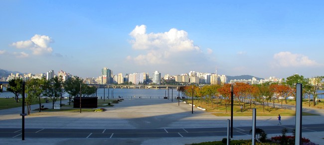 Beautiful Afternoon in Hangang Park