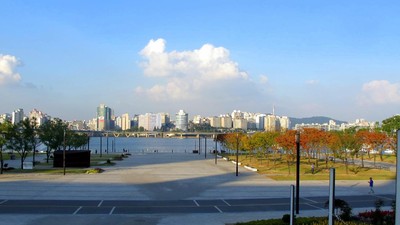 Beautiful Afternoon in Hangang Park