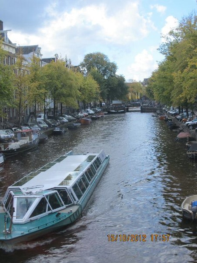 Beginilah Suasana Kota Cantik Amsterdam