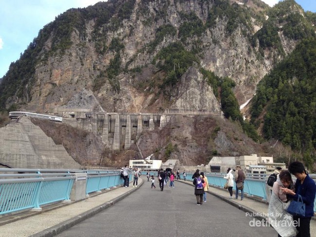 Bendungan Keren Jadi Tempat Wisata di Jepang