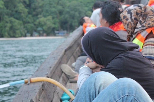 Berhala yang Dijaga Tentara Indonesia