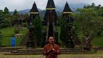 Bukan di Bali, Ini di Kaki Gunung Salak