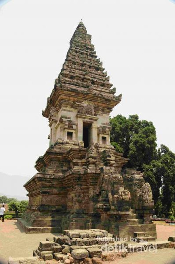 Candi Jawi, Peninggalan Raja Singasari