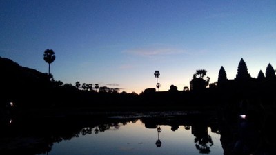 Cantiknya Sunrise Khas Indochina di Angkor Wat
