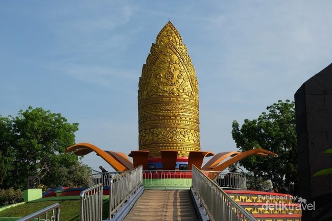 Cantiknya Taman Kopiah Emas di Lampung