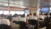Suasana Kapal Ferry