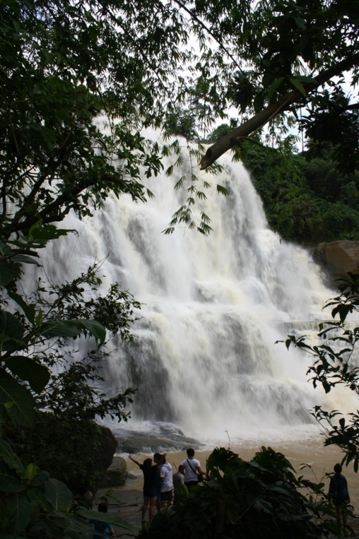 Curug Cigangsa yang Megah