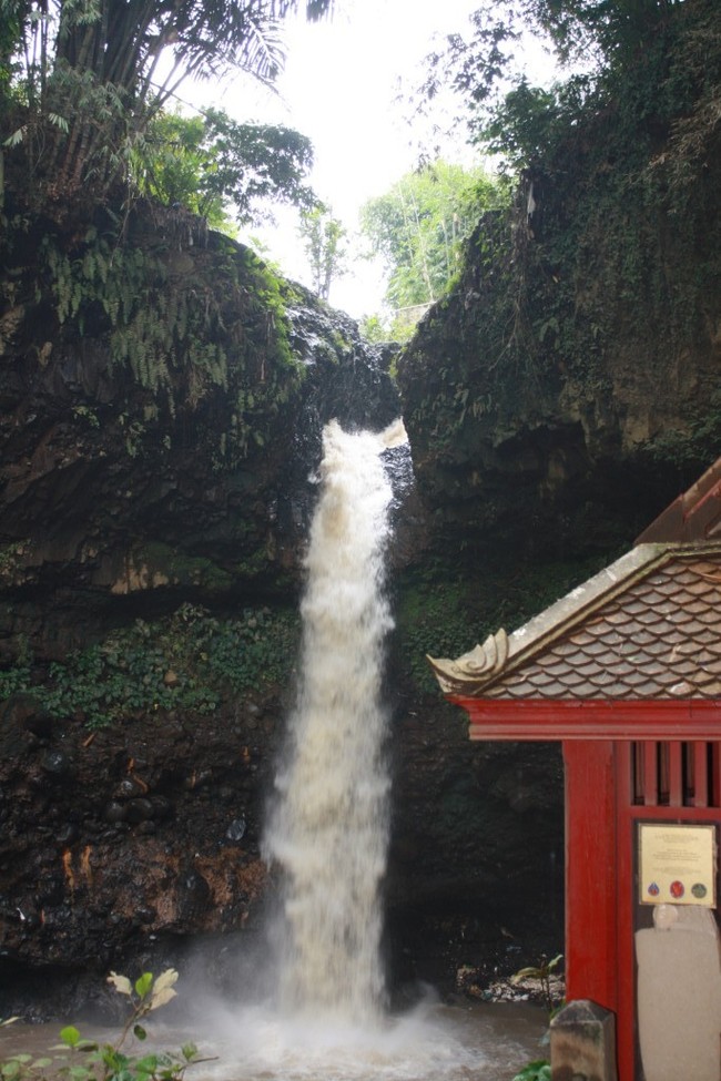 Curug Dago, Keheningan dibalik Keramaian Jalan Dago