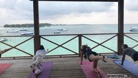 Pemandangan Saat Yoga