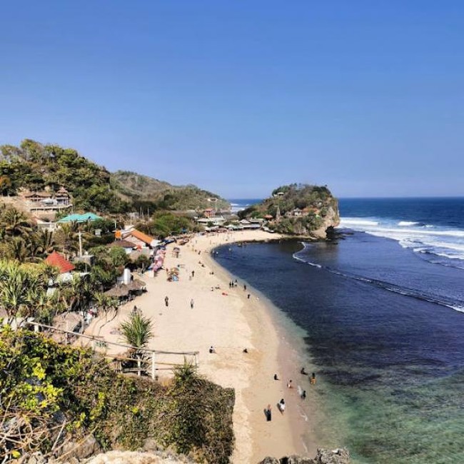Foto: Indrayanti, Pantai Cantik di Gunungkidul