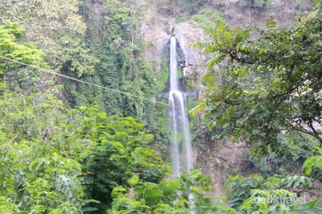 Foto: Merasakan Kesegaran Curug Cimahi