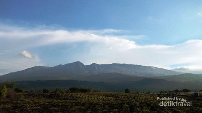 Gagahnya Gunung Tambora di Bima, NTB
