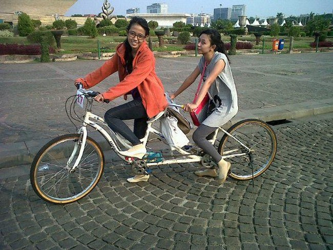 Gowes di Monas