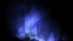 Ijen yang Epik, dari Panoramanya Sampai Api Biru