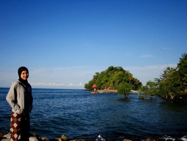 Indonesia Tampak Lebih Indah di Pantai Painan
